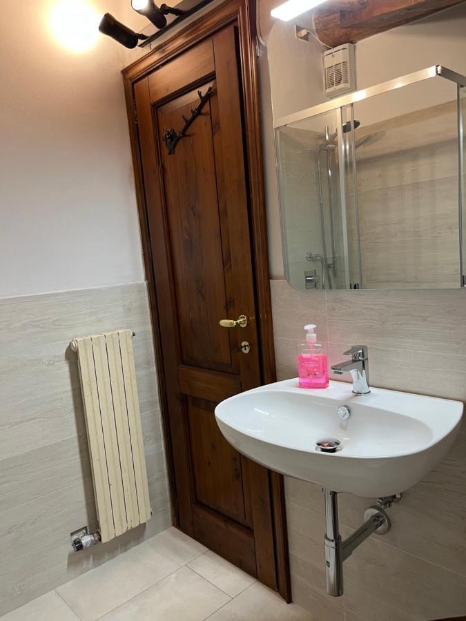 Chalet Blanc "La Mansarda" Courmayeur Exterior photo