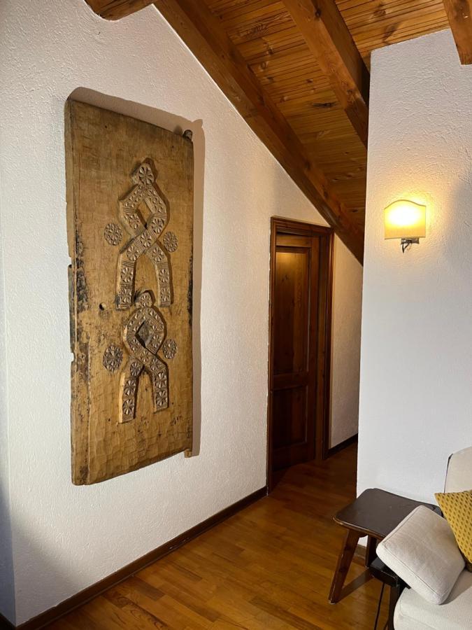 Chalet Blanc "La Mansarda" Courmayeur Exterior photo
